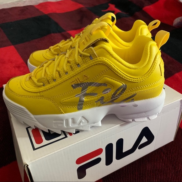 fila shoes size 5